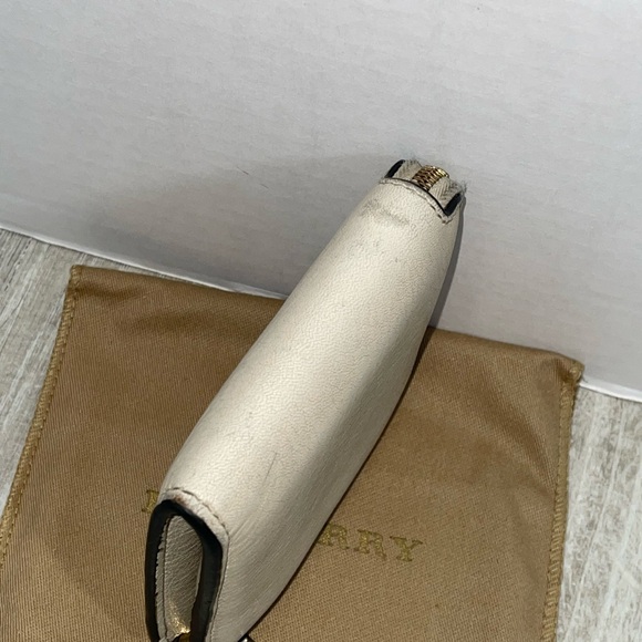 Authentic BURBERRY 2 leather compact wallets with cards, duster and certificate - Picture 14 of 14